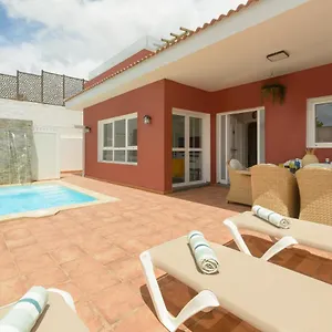 Chale Con Piscina Junto A La Playa , La Estrella (Gran Canaria) España